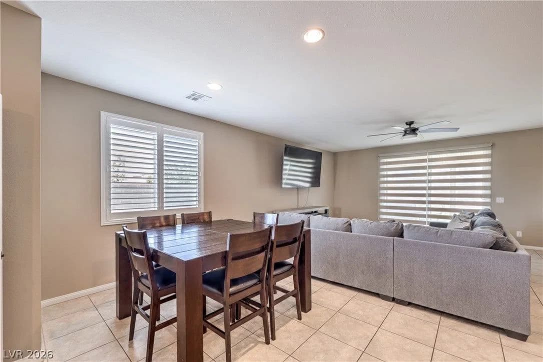 4658 Chestnut Tiger Street photo 5