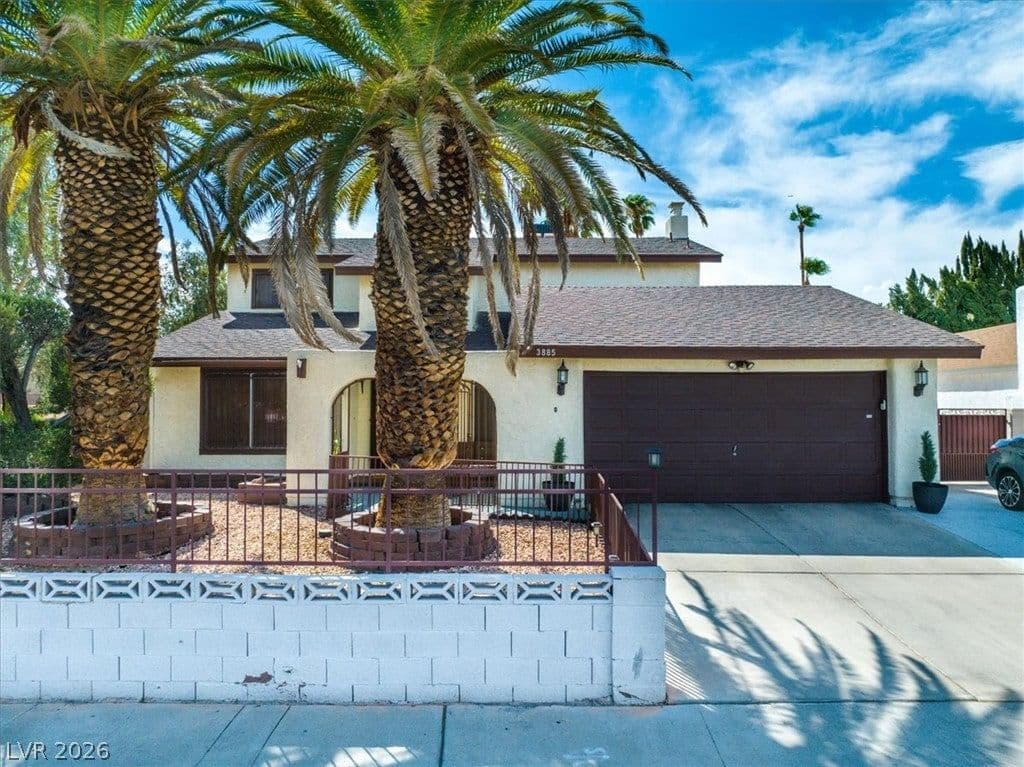 3885 Redwood Street