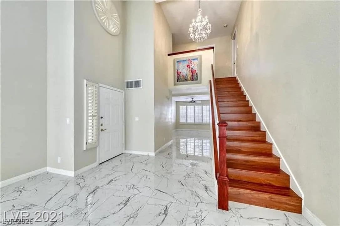 6729 Airdale Circle photo 4