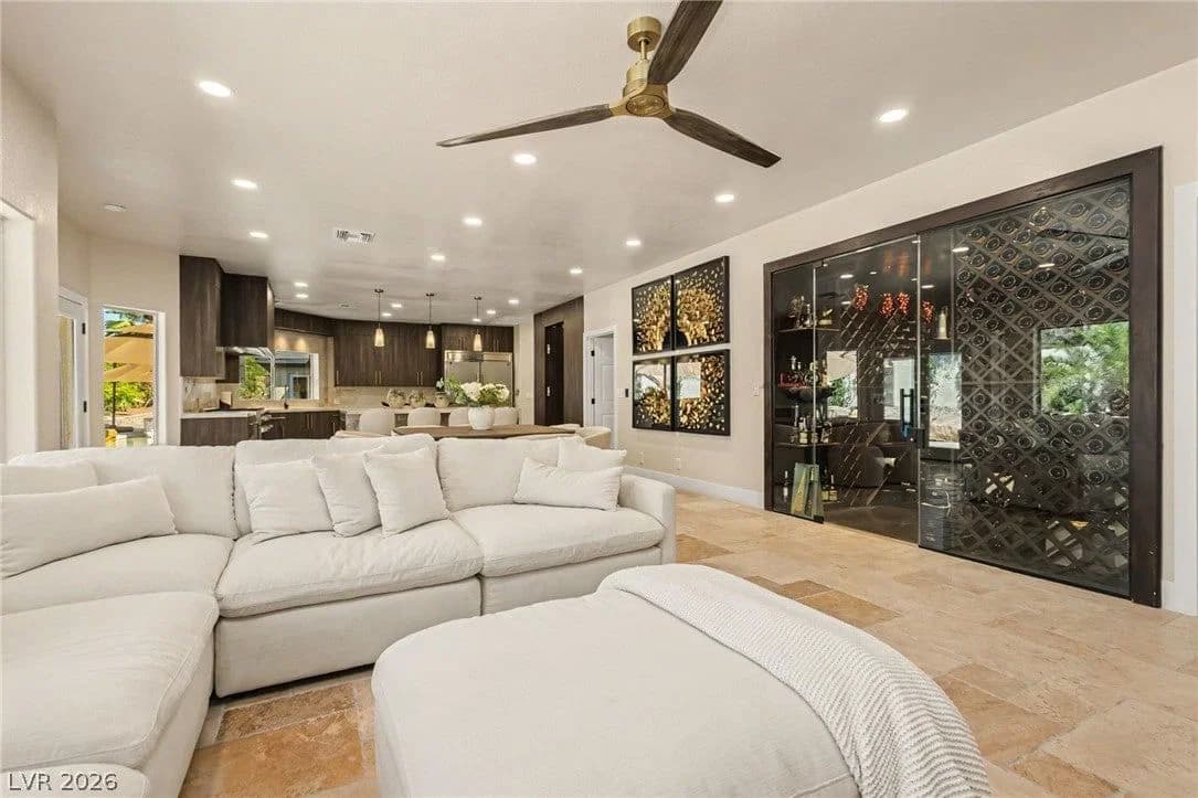 3125 Shadowleaf Court photo 3