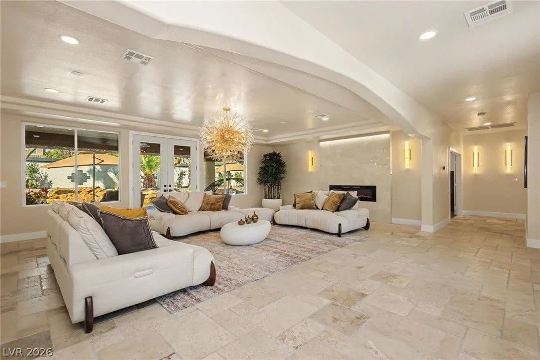 3125 Shadowleaf Court photo 5