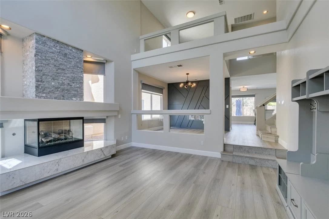10908 Royal Highlands Street photo 4