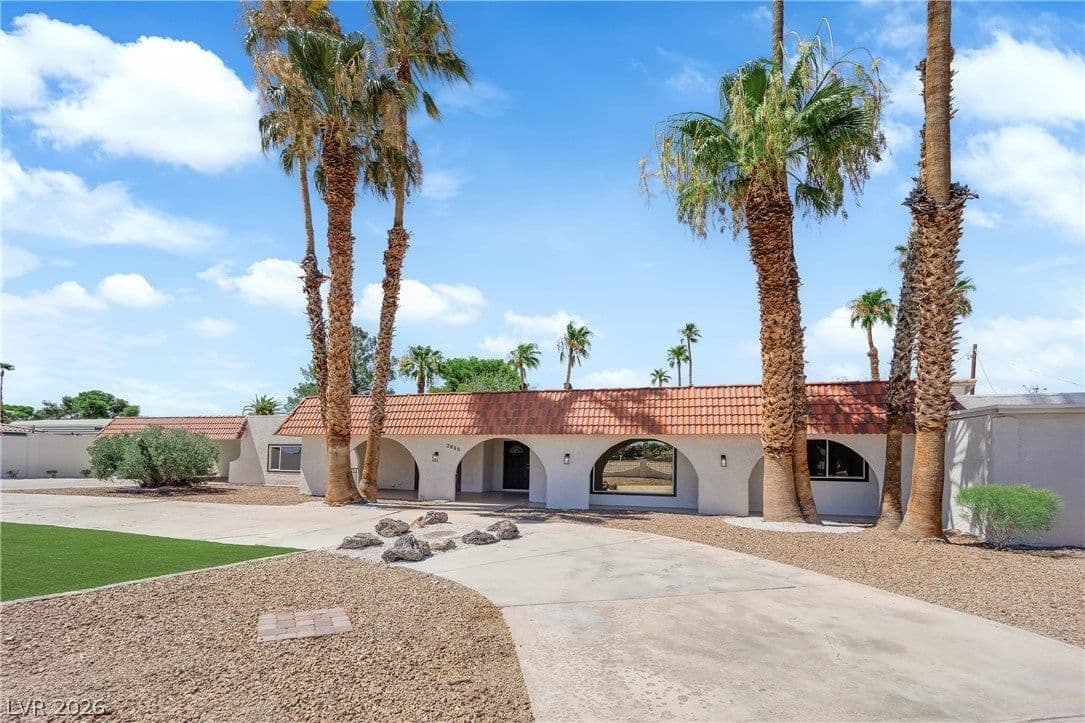 2880 Casey Drive photo 3