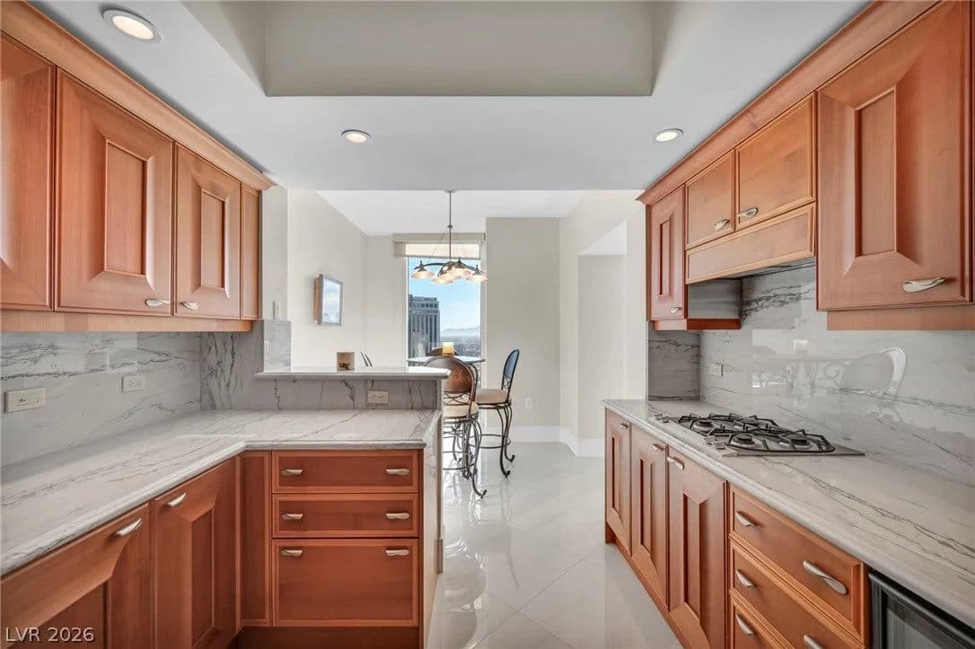 2777 Paradise Road photo 4