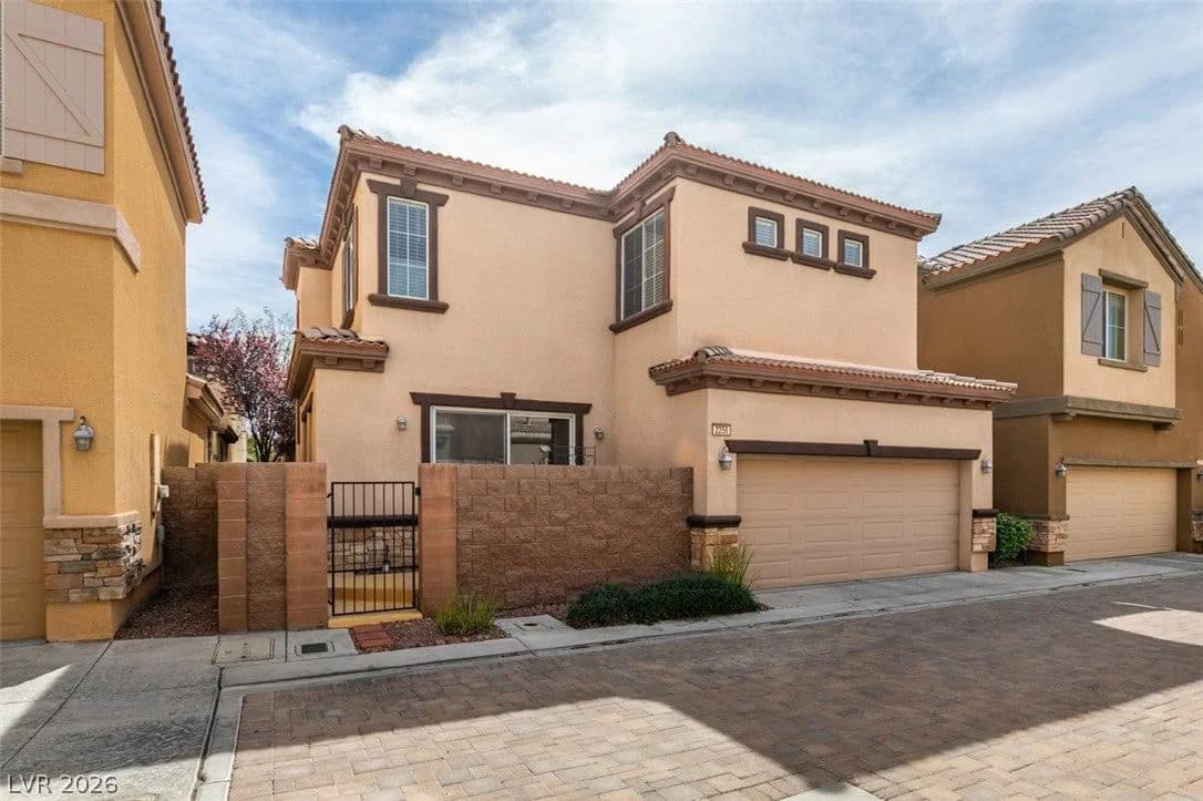 2256 Aragon Canyon Street photo 2