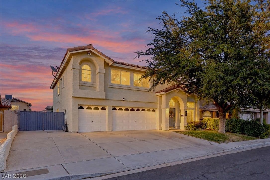 2838 Via Stella Street photo 4