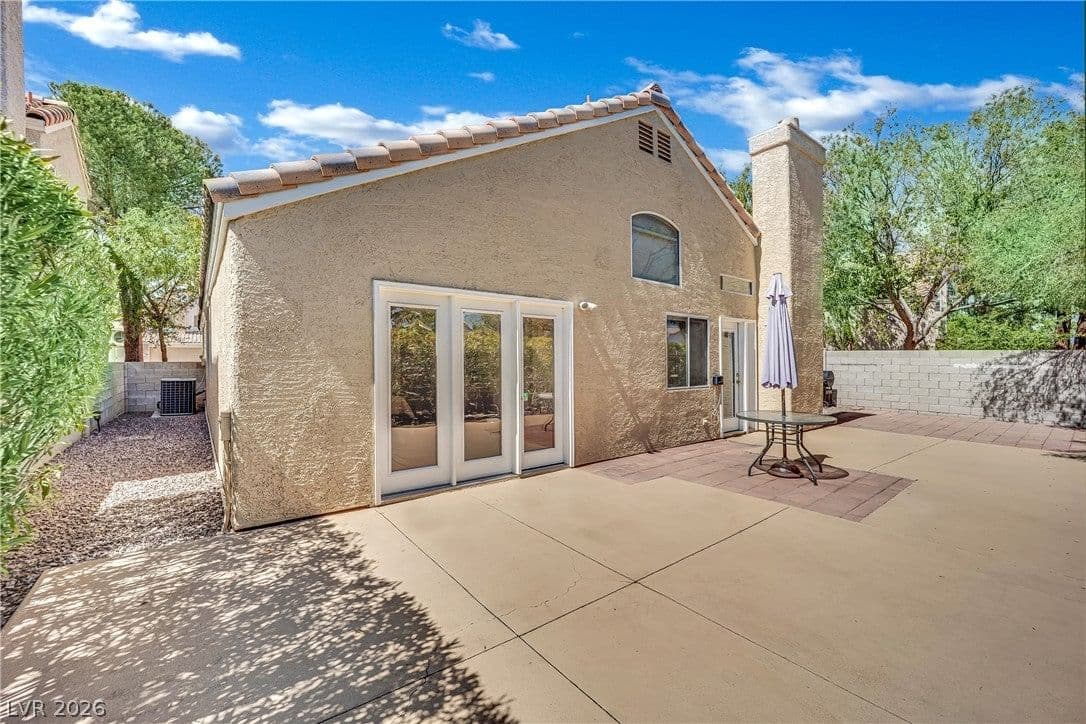 2124 Feather Bush Street photo 5