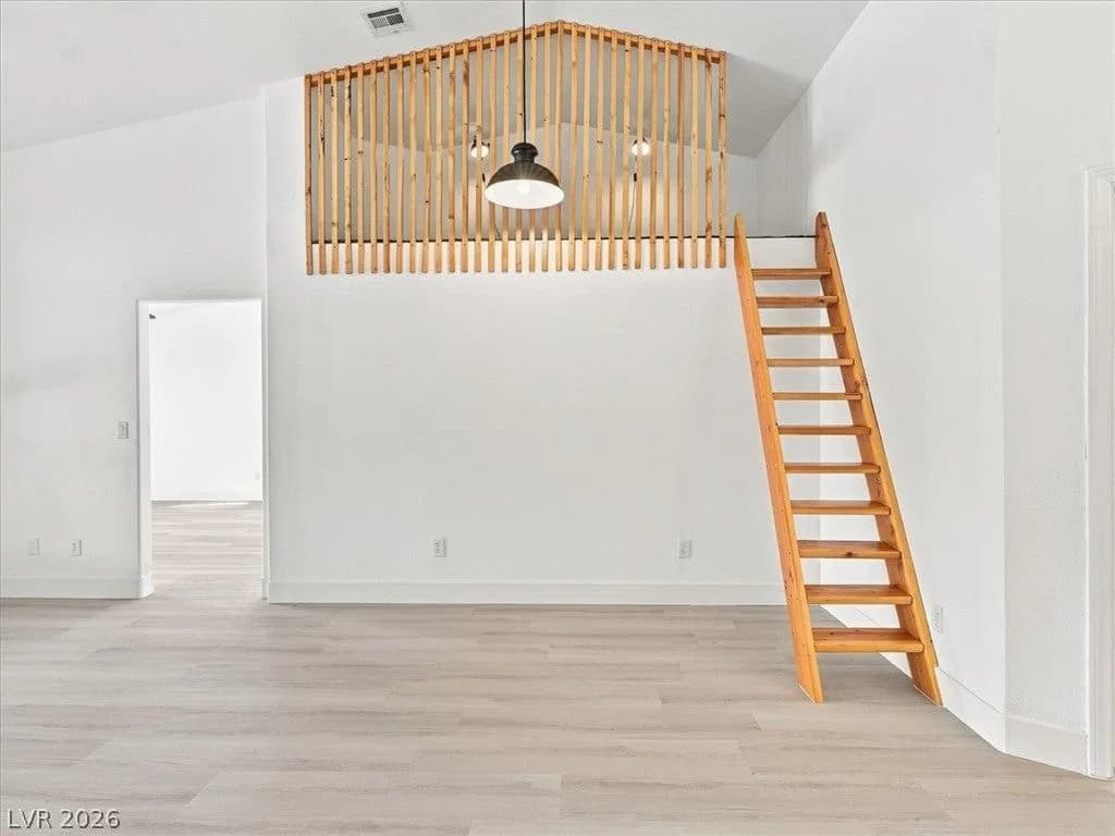 274 Plaza Napoli Court photo 4