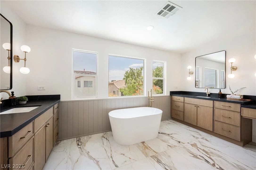 9369 Thunder Basin Avenue photo 3