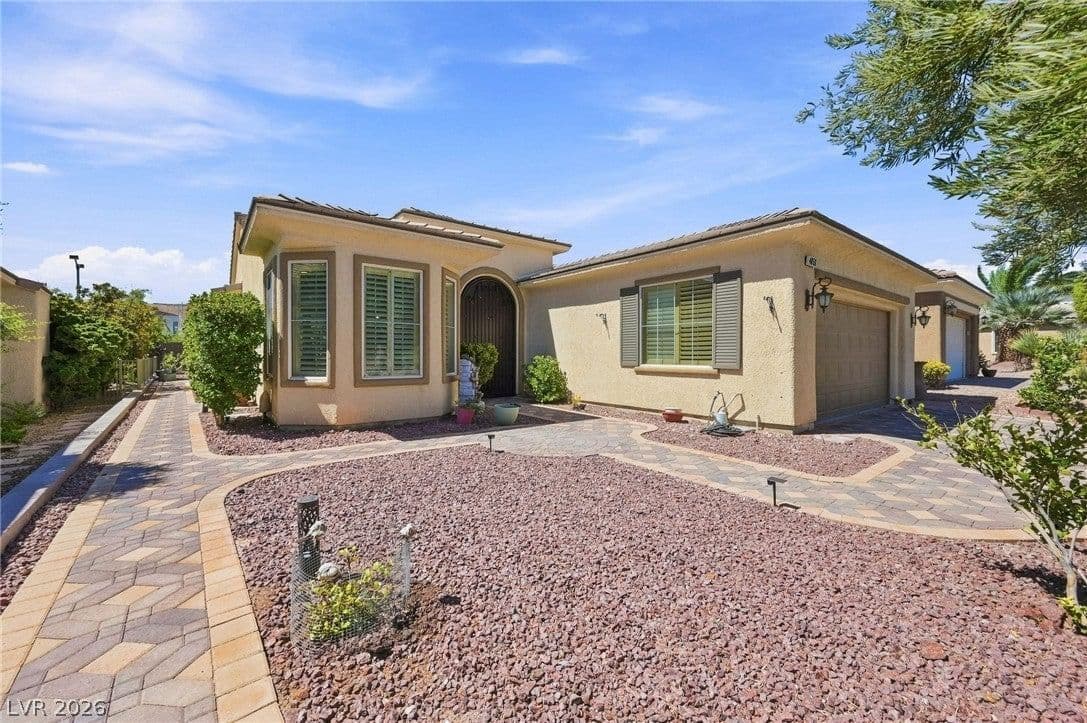 4853 Denaro Drive photo 2