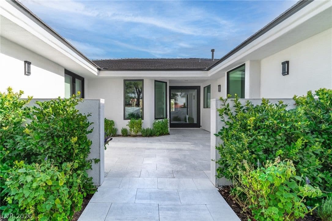 8633 Robinson Ridge Drive photo 4