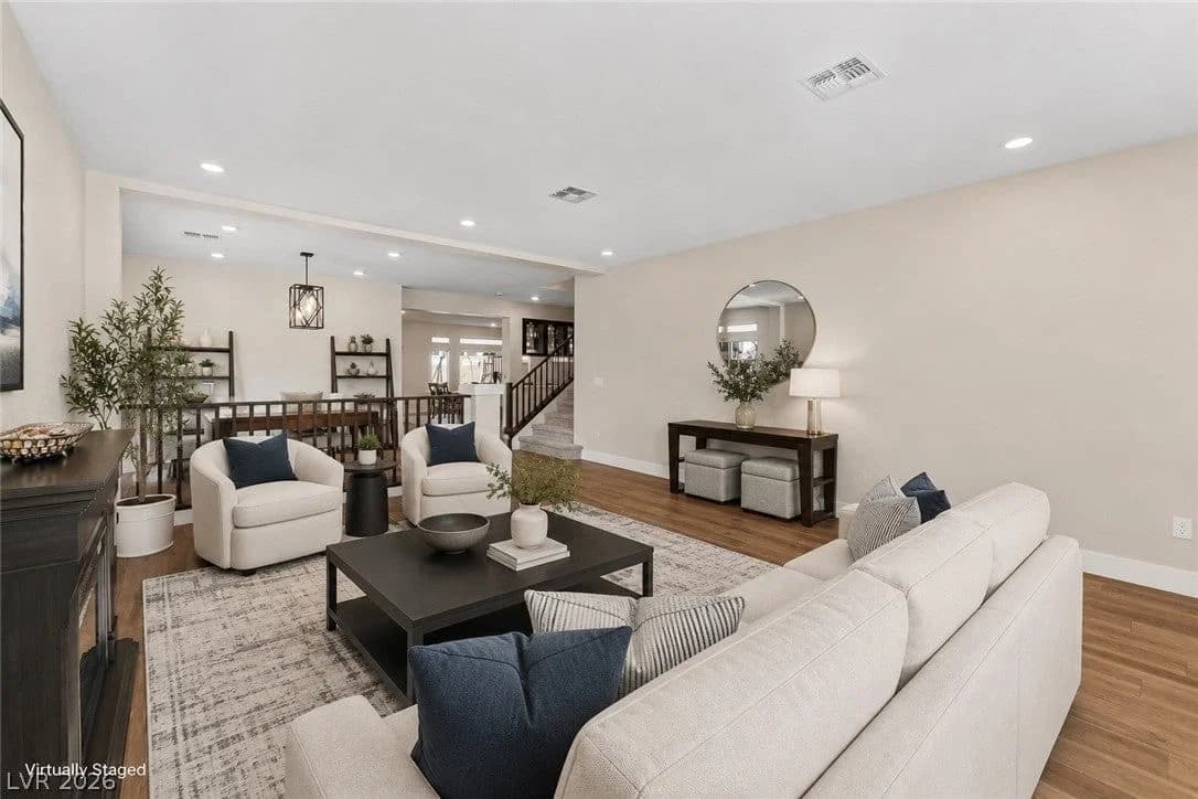 8724 Fortplaid Street photo 4