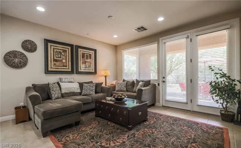 1091 Casa Palermo Circle photo 4
