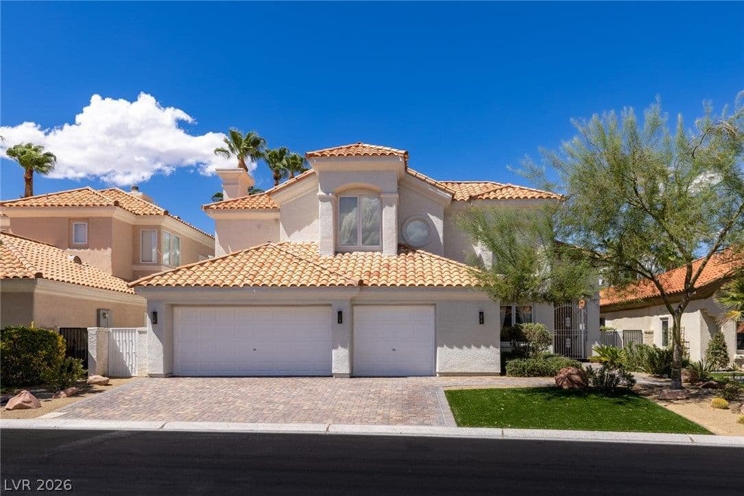 8812 Rainbow Ridge Drive photo 2