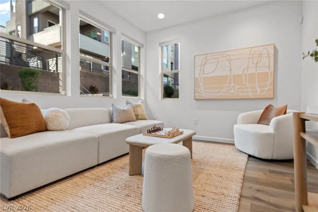 659 Grey Saker Street photo 5