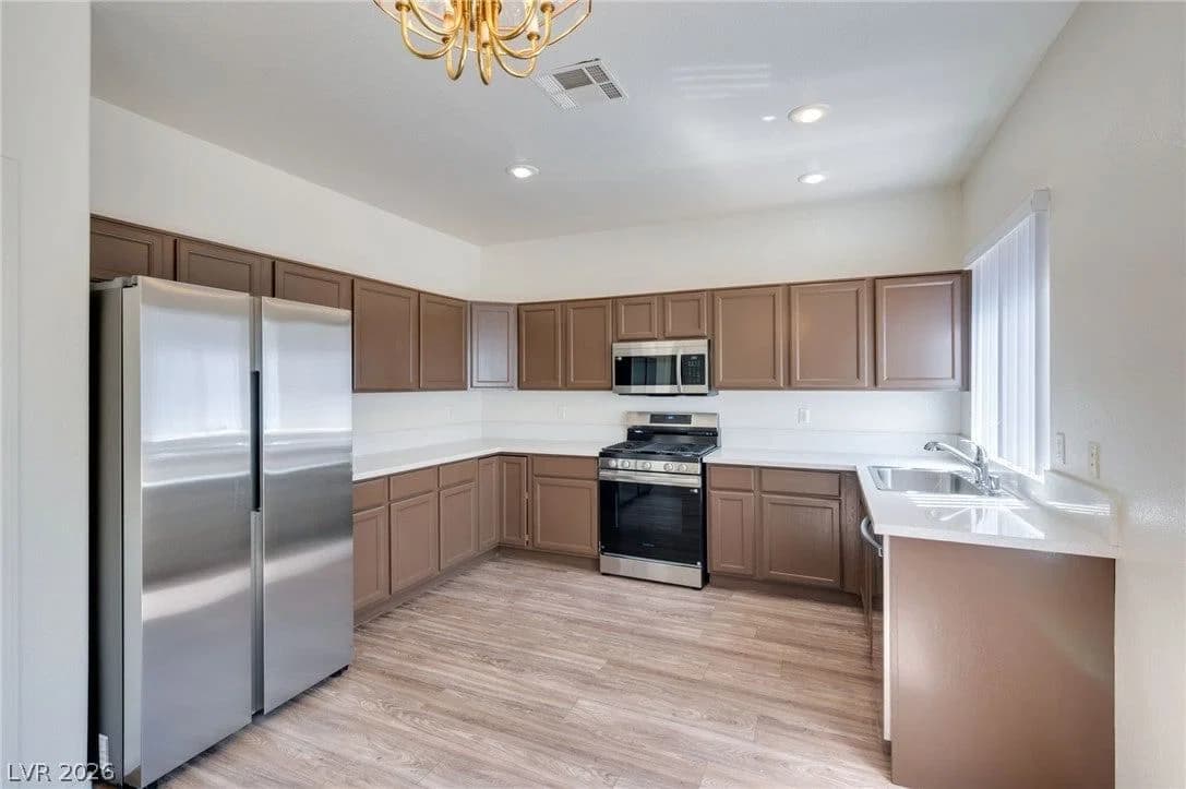 8117 Villa Finestra Drive photo 3
