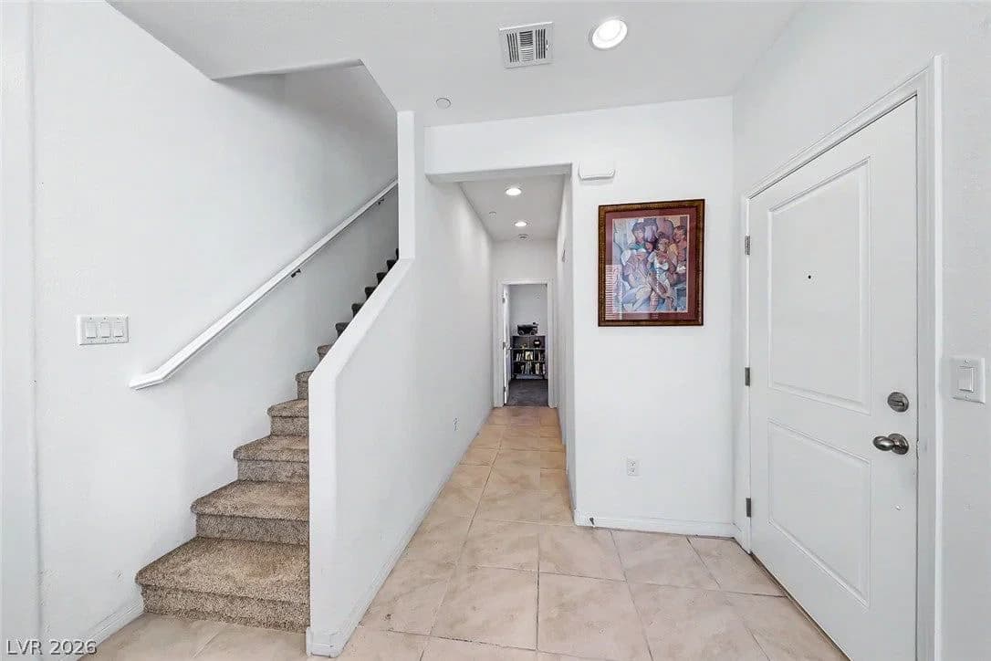 400 Desert Cadence Street photo 4