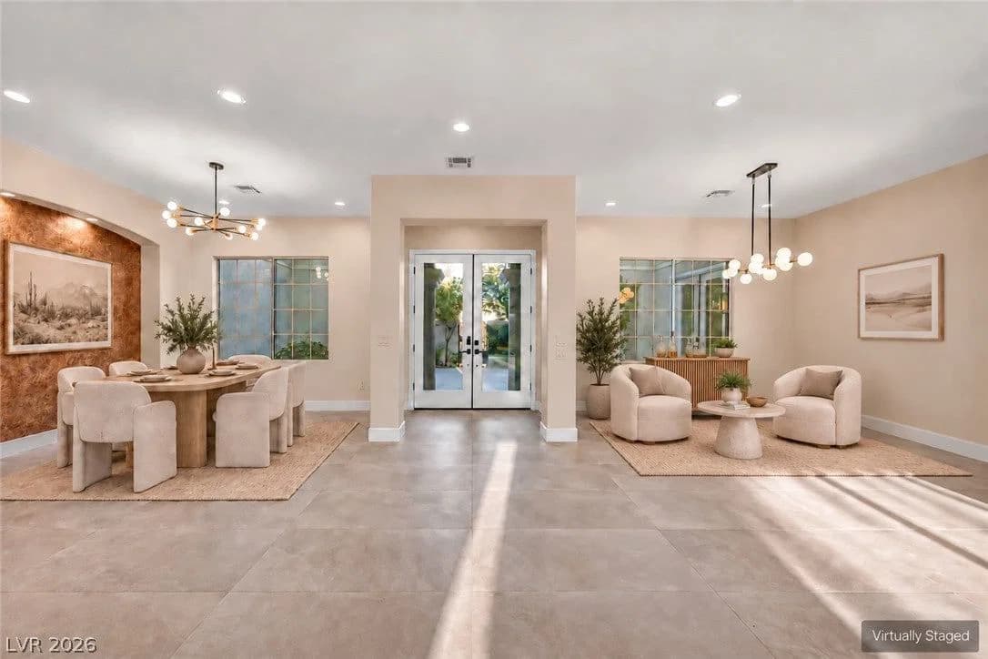 4555 Riva De Romanza Street photo 4