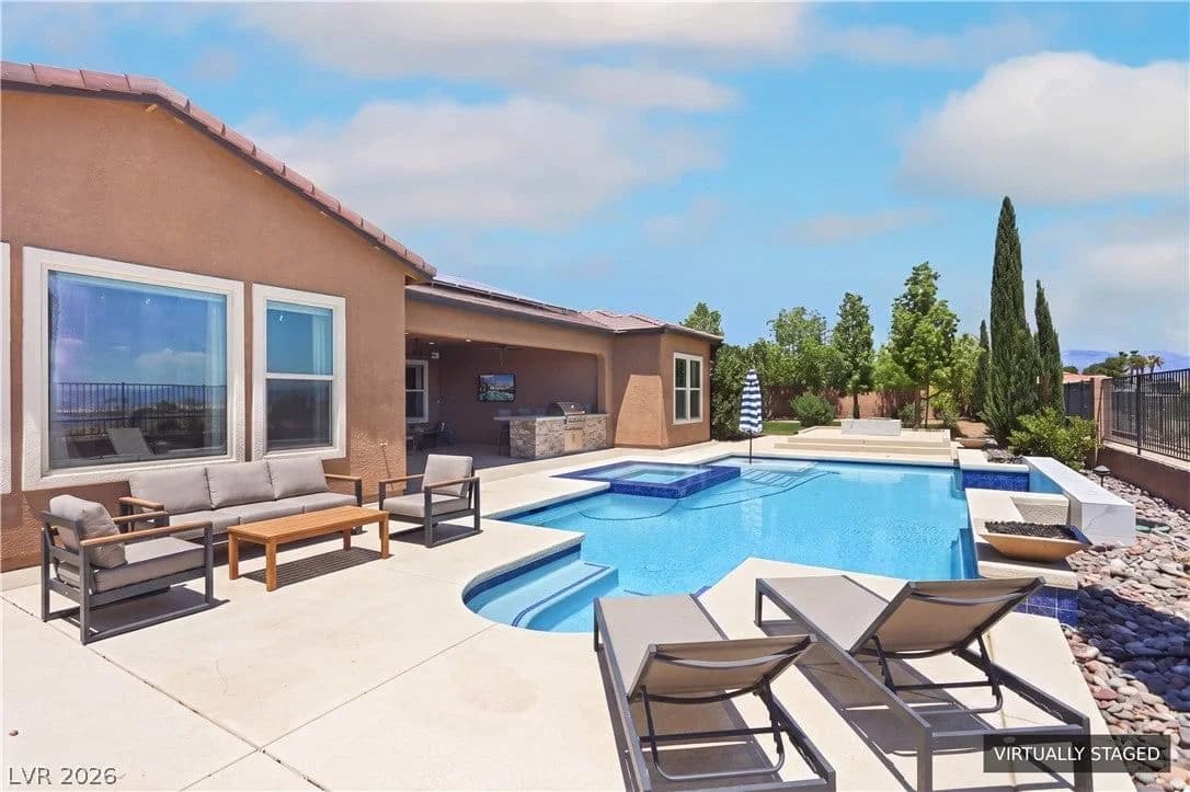 6930 Summer Sky Street photo 3
