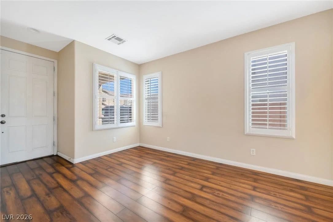 6041 Sundial Crest Court photo 5