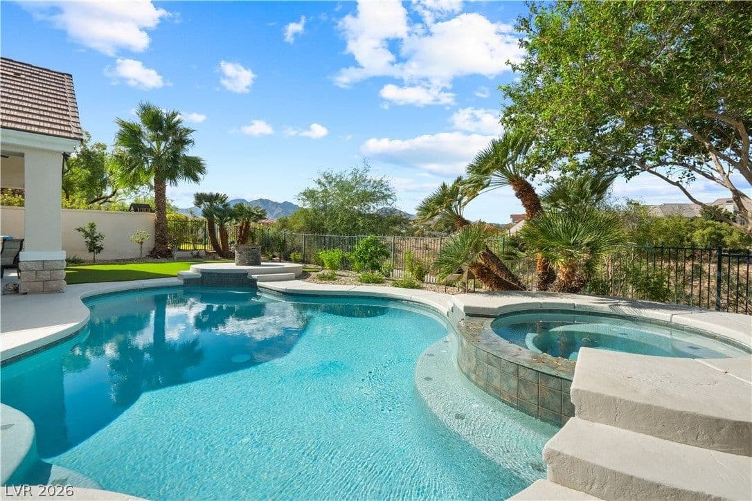 9612 Camden Hills Avenue photo 4