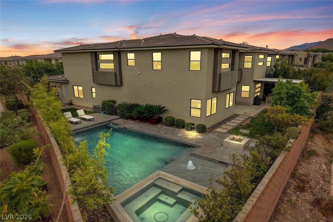 1 Moonfire Drive photo 2