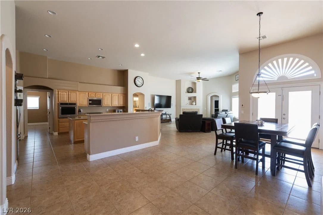 6493 Yellow Bells Court photo 5