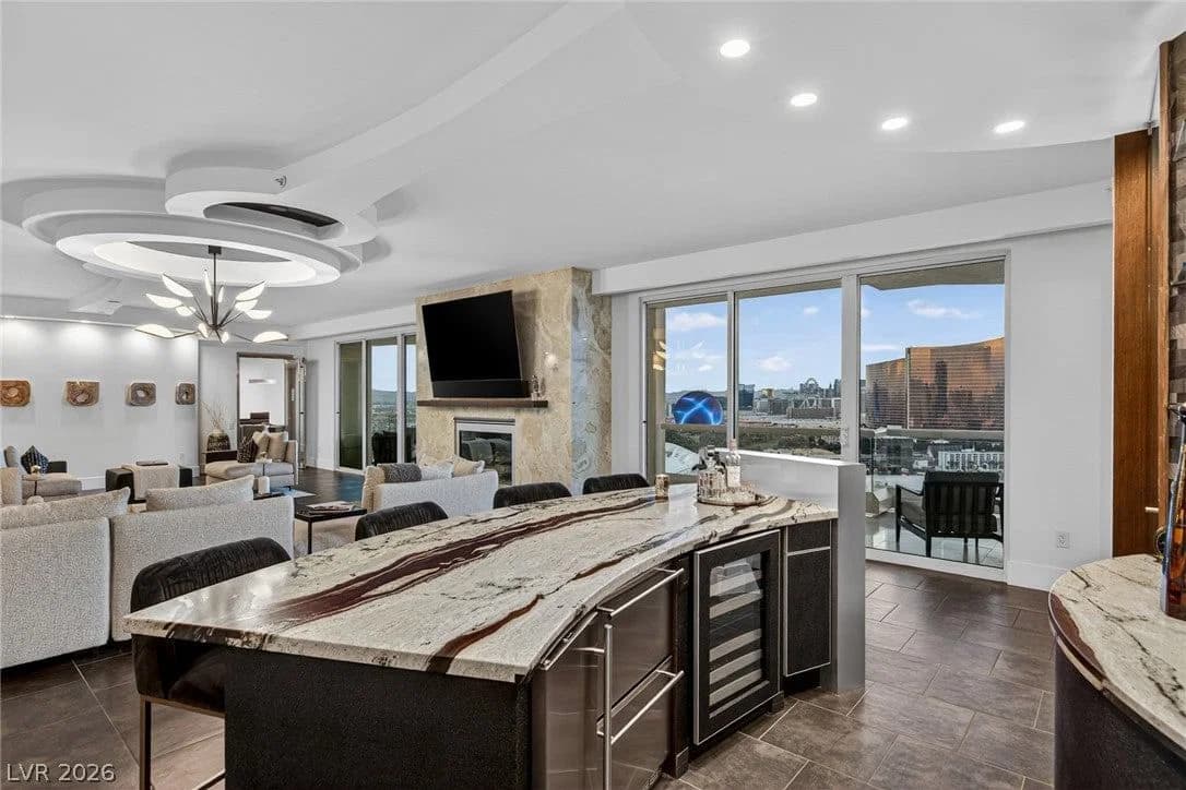 2747 Paradise Road photo 5