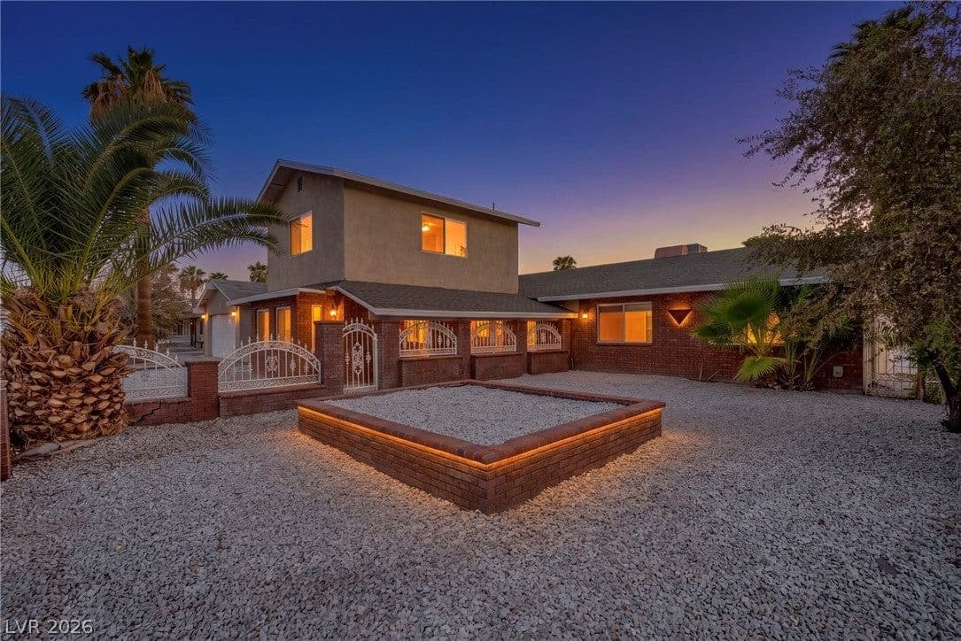 1322 Lucky Street photo 5