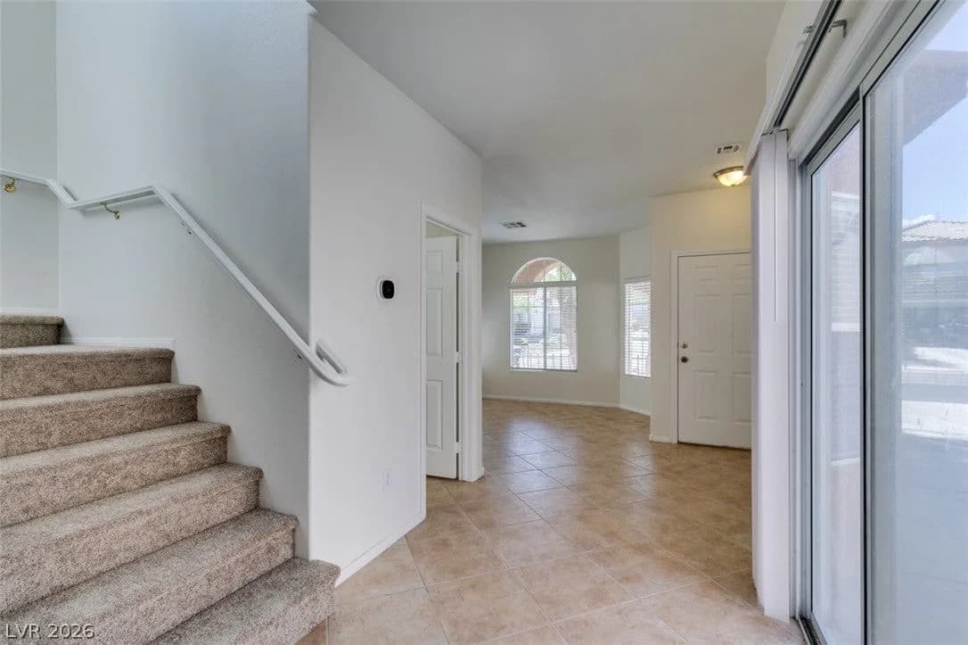 10744 Binasco Street photo 5