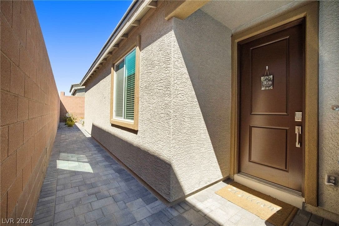 9628 Slate Peak Avenue photo 4