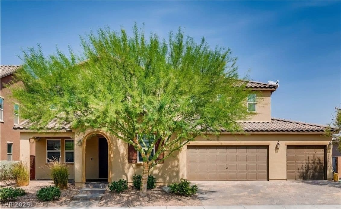350 Azar Swan Avenue photo 2