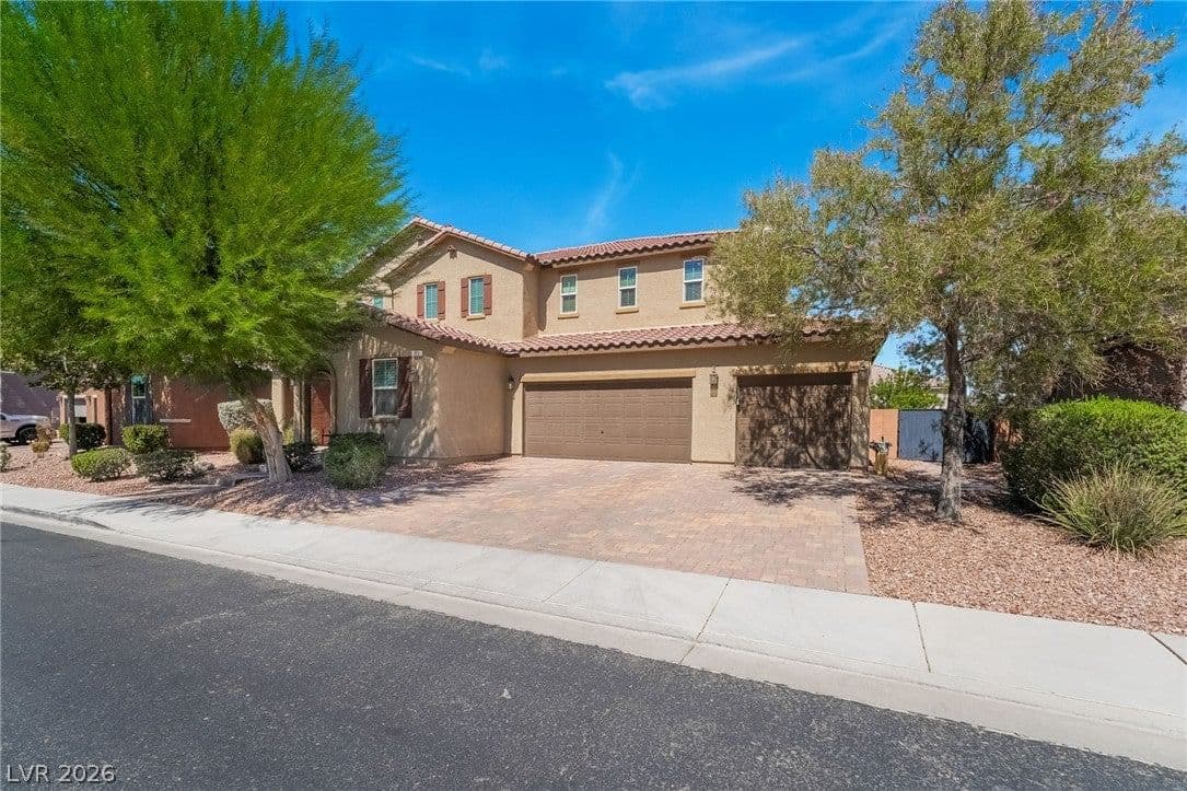 350 Azar Swan Avenue photo 3