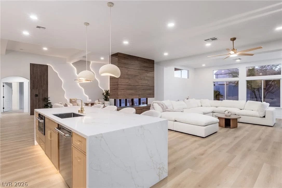 5719 Heather Breeze Court