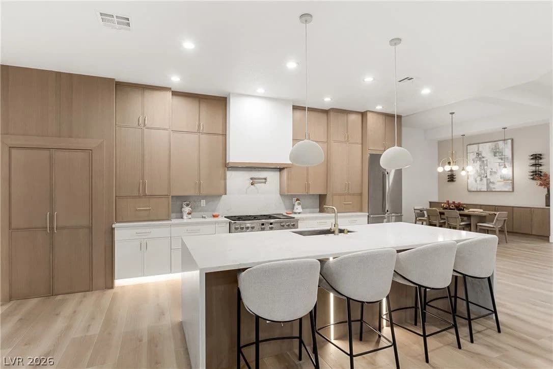 5719 Heather Breeze Court photo 5
