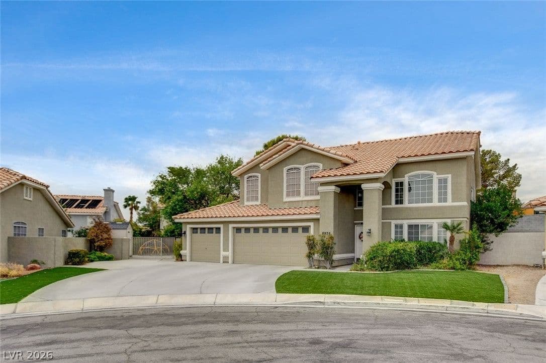 8935 Waymire Creek Court photo 2