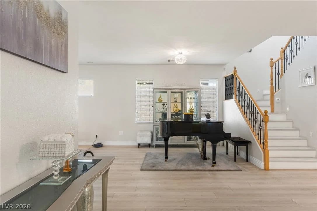 3573 Pinnate Drive photo 4