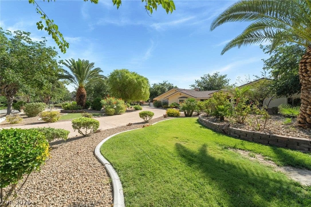 7154 Ranchito Circle photo 4