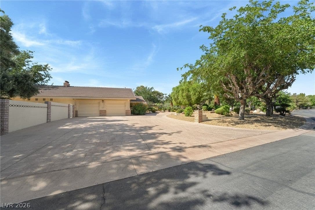 7154 Ranchito Circle photo 3