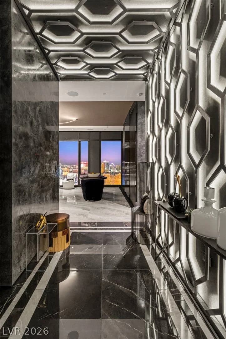 3750 Las Vegas Boulevard photo 3