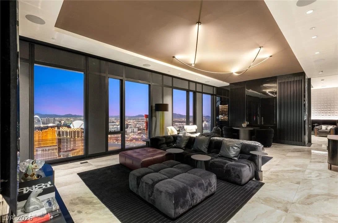 3750 Las Vegas Boulevard photo 4