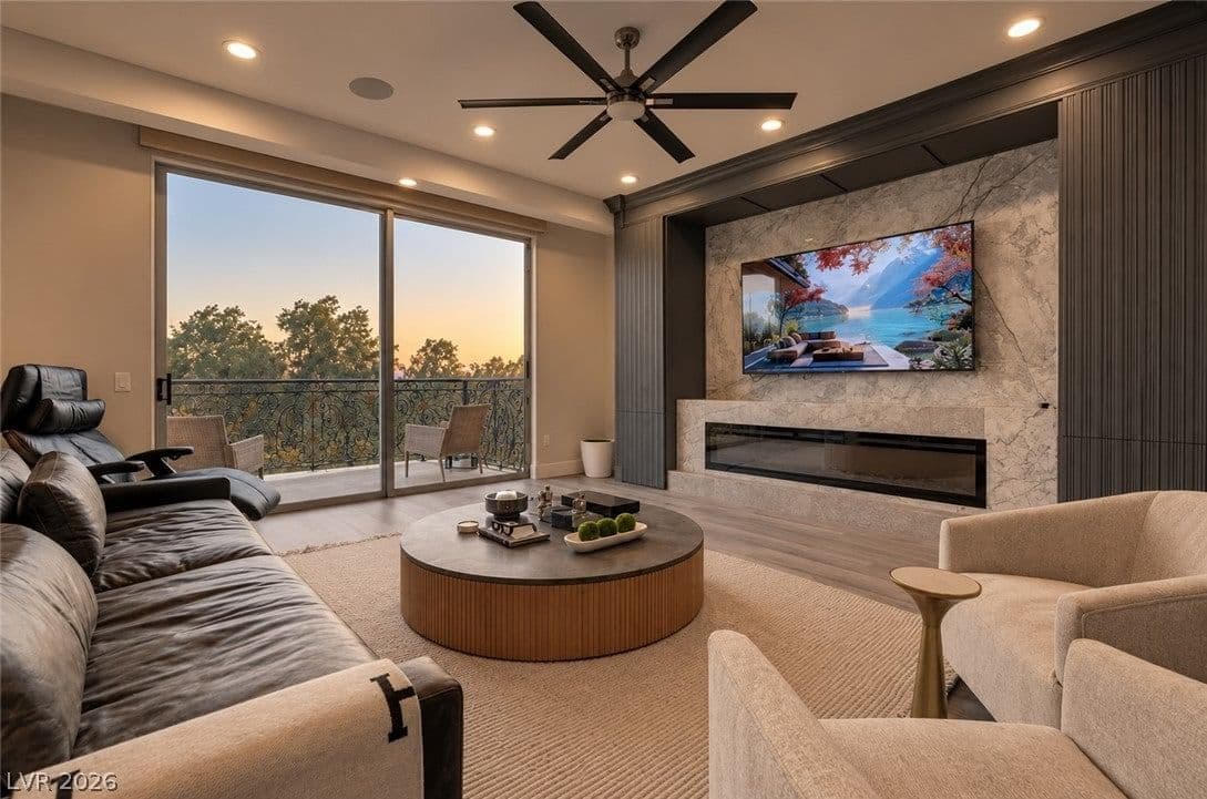 9101 Alta Drive photo 3