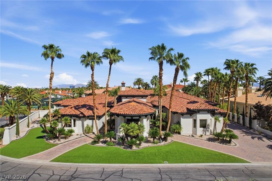 5016 Scenic Ridge Drive