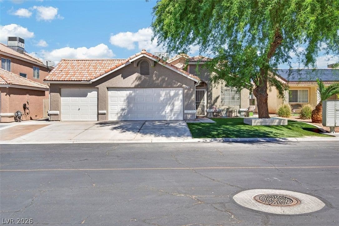 5828 Sunny Orchard Lane