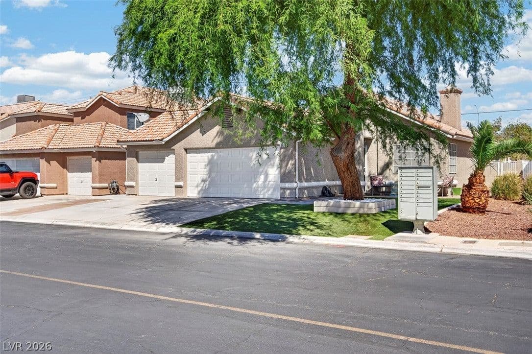 5828 Sunny Orchard Lane photo 2