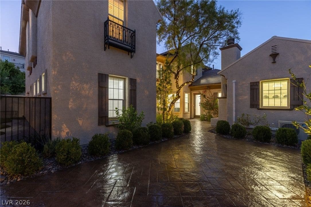 1201 Mersault Court photo 4