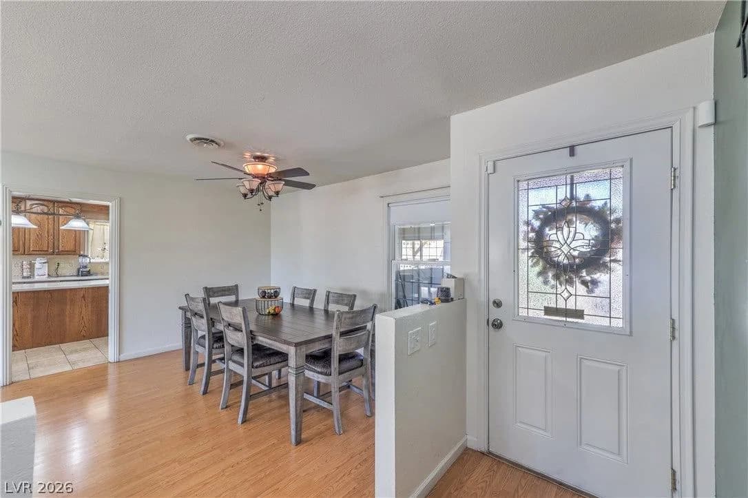 4161 Royalhill Avenue photo 5