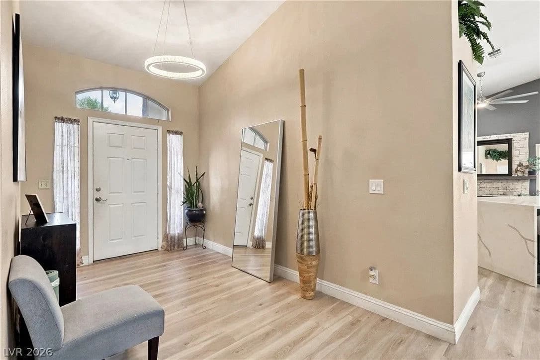7445 Falcon Rock Drive photo 2