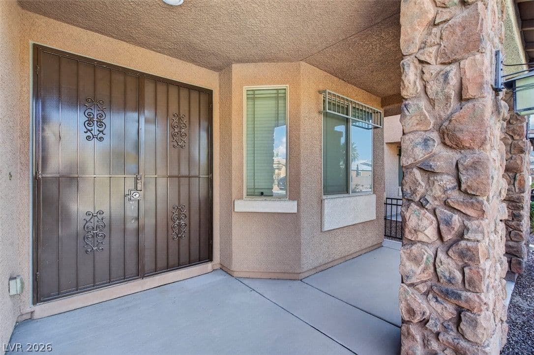 4626 Eel Point Street photo 4