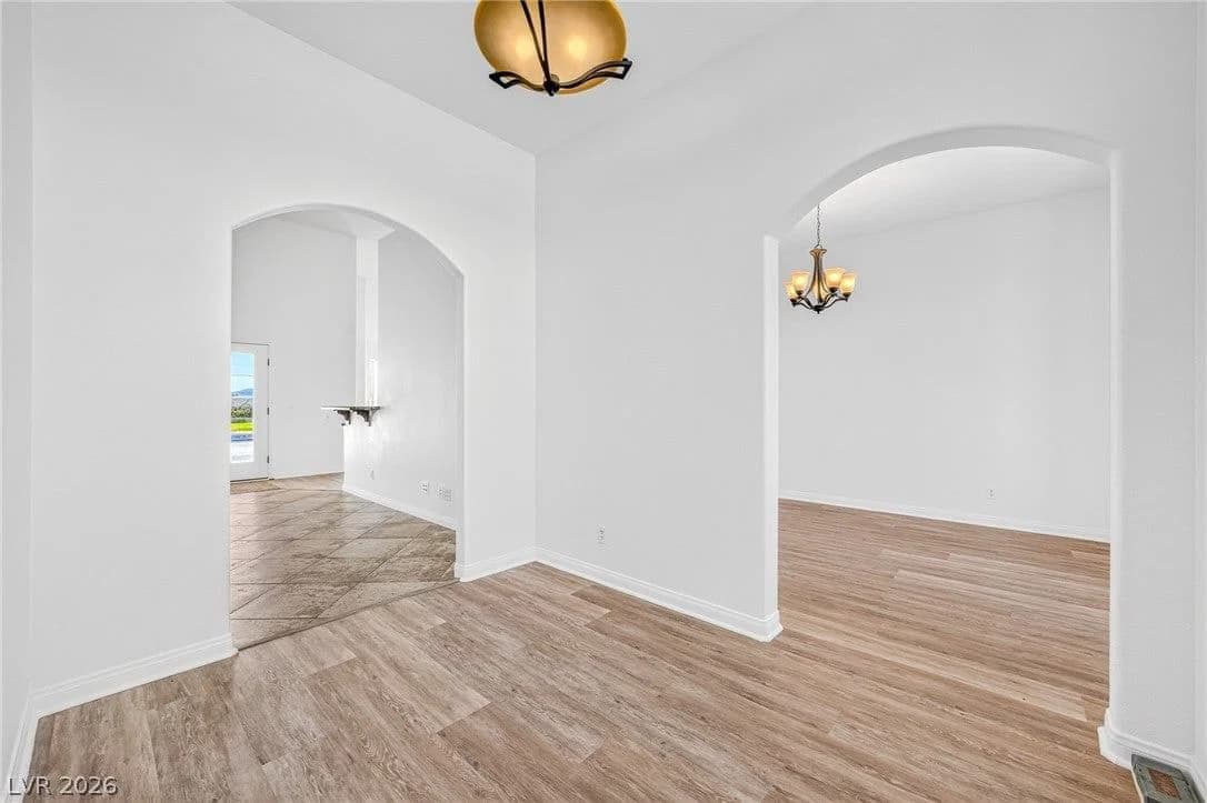 1371 Elderberry Street photo 3